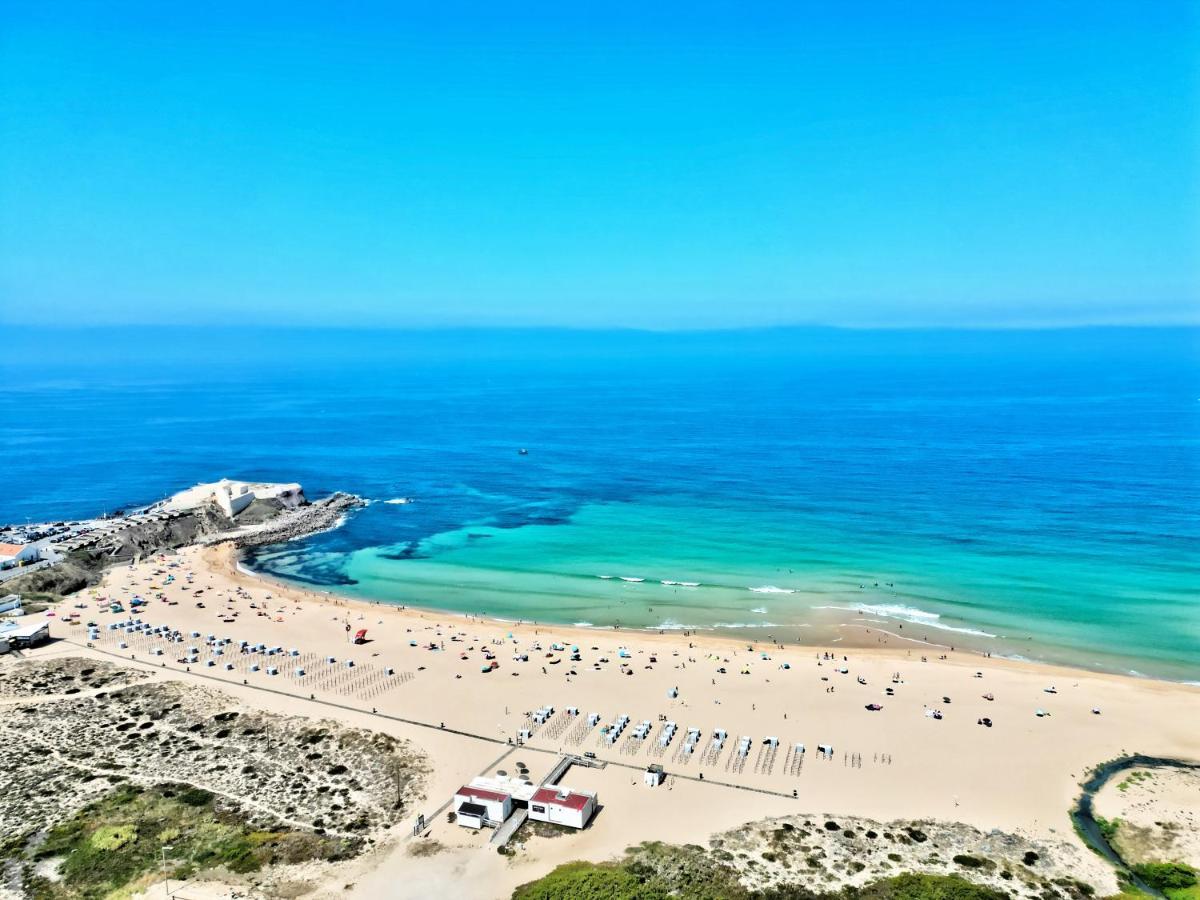 Terranova Apartment Atouguia Da Baleia Bagian luar foto